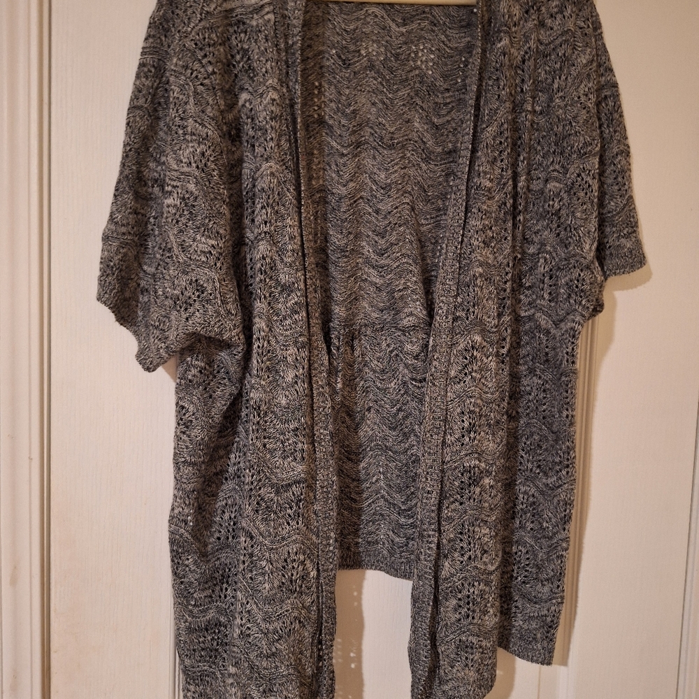 Gray Women's Sweater Cardigan 4X 26/28 - Picture 3 of 5